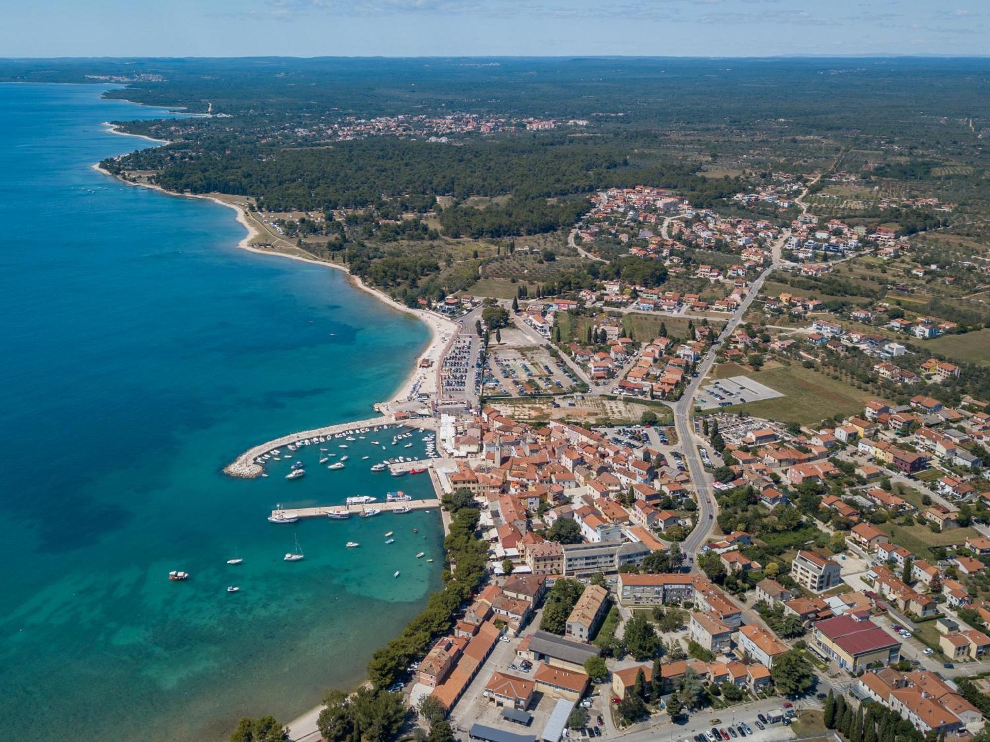 Hotel Villa Vera 2 Fažana Buitenkant foto