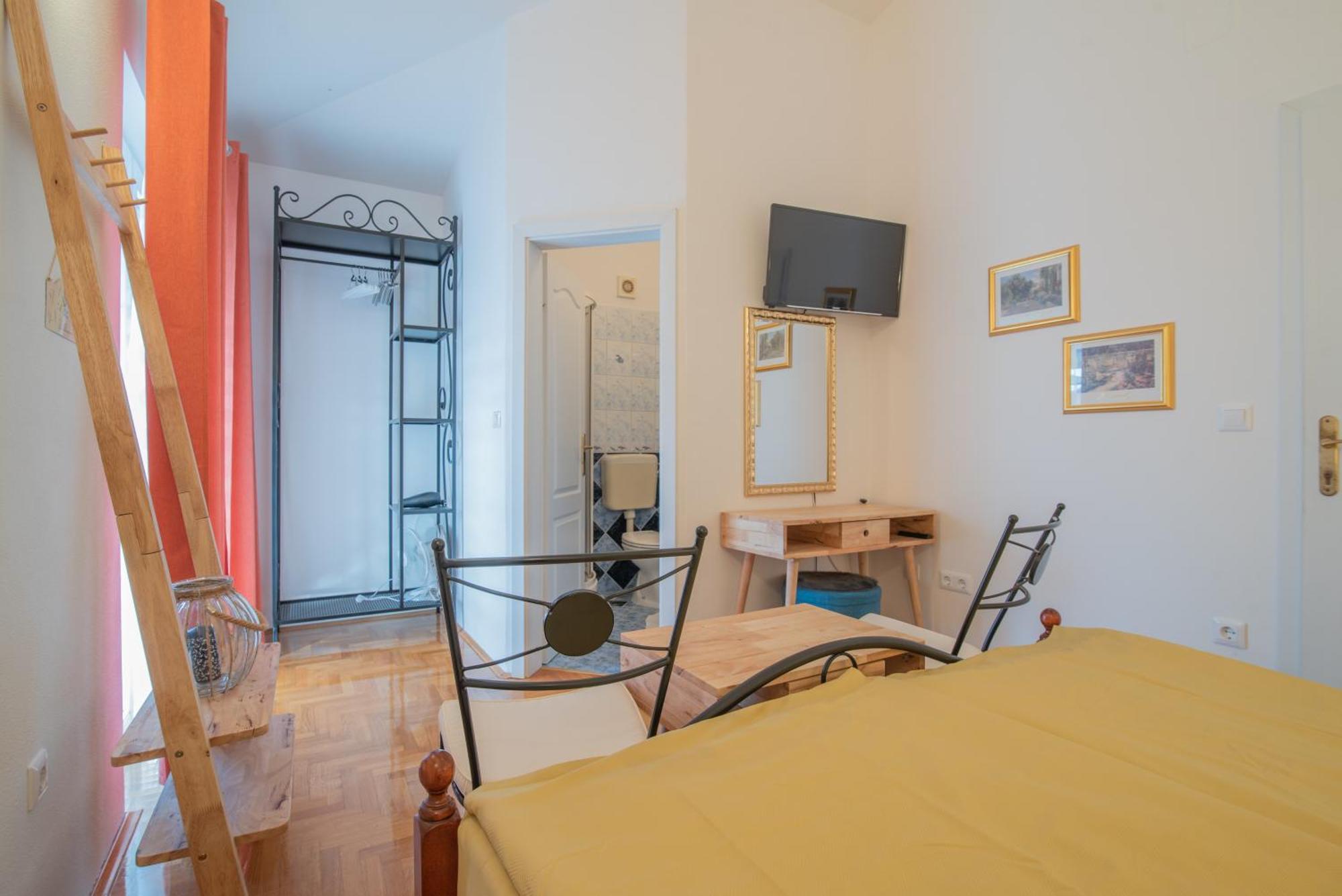 Hotel Villa Vera 2 Fažana Buitenkant foto