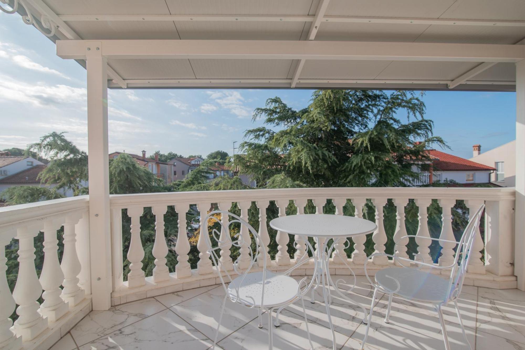 Hotel Villa Vera 2 Fažana Buitenkant foto